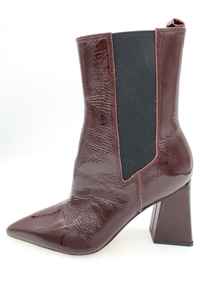 Marc Fisher Ky lynn Chelsea Heeled Dark Red boots